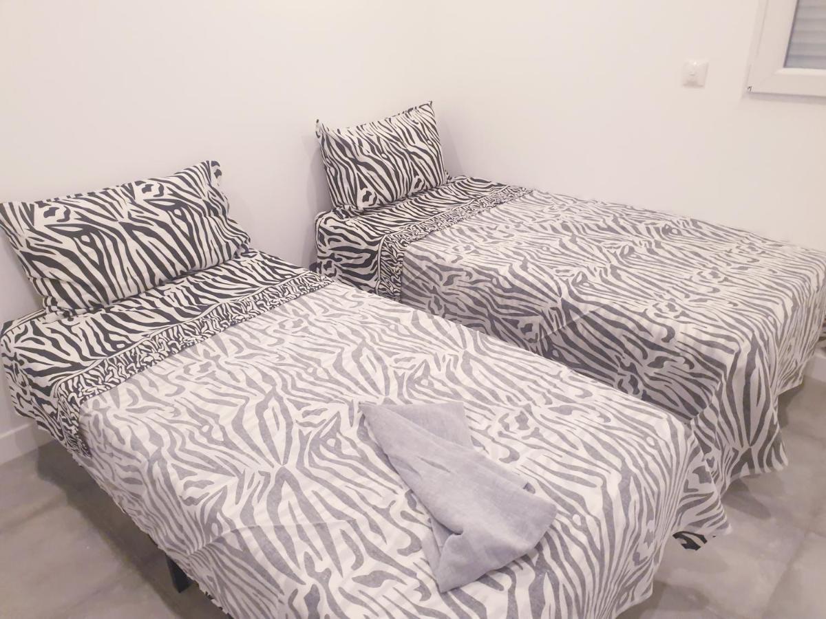 Appartements Renove 2023 Proche Aeroport 5Min, Gare Sncf 2 Min, Tramway Au Pied De L'Immeuble , Parking Possible, Renovated Apartments 2023 Near The Airport 5 Min, Train Station 2 Min, Tram Next To The Building 1 Min, Parking Possible Nizza Esterno foto