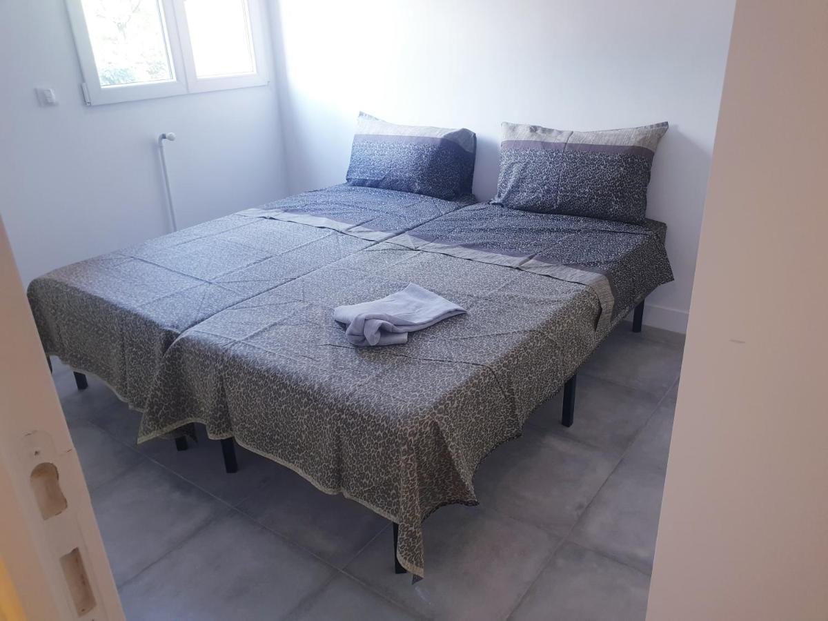 Appartements Renove 2023 Proche Aeroport 5Min, Gare Sncf 2 Min, Tramway Au Pied De L'Immeuble , Parking Possible, Renovated Apartments 2023 Near The Airport 5 Min, Train Station 2 Min, Tram Next To The Building 1 Min, Parking Possible Nizza Esterno foto