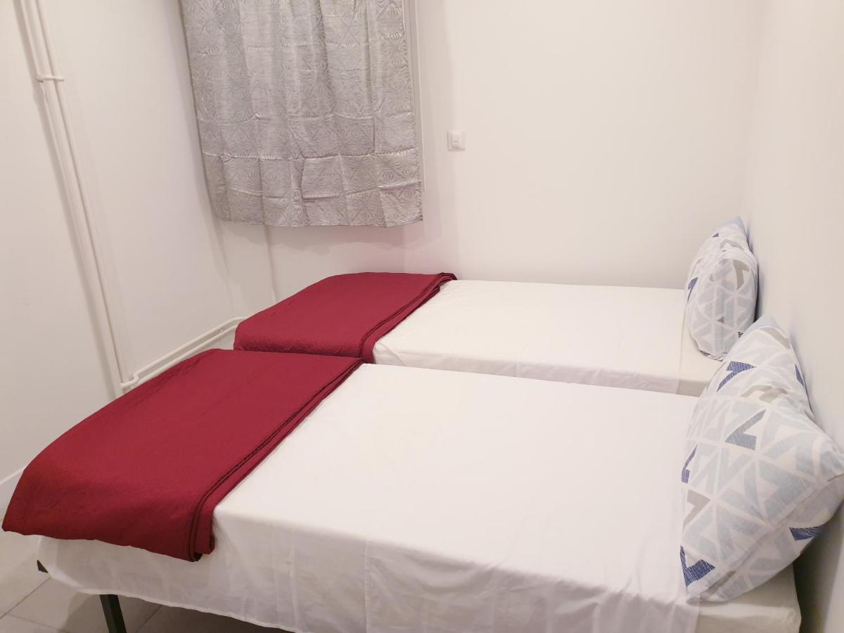 Appartements Renove 2023 Proche Aeroport 5Min, Gare Sncf 2 Min, Tramway Au Pied De L'Immeuble , Parking Possible, Renovated Apartments 2023 Near The Airport 5 Min, Train Station 2 Min, Tram Next To The Building 1 Min, Parking Possible Nizza Esterno foto