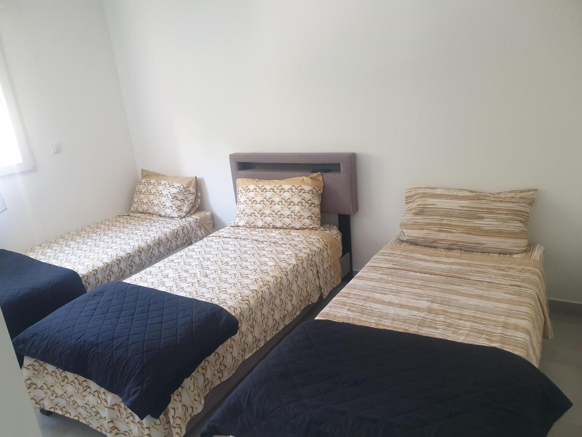 Appartements Renove 2023 Proche Aeroport 5Min, Gare Sncf 2 Min, Tramway Au Pied De L'Immeuble , Parking Possible, Renovated Apartments 2023 Near The Airport 5 Min, Train Station 2 Min, Tram Next To The Building 1 Min, Parking Possible Nizza Camera foto