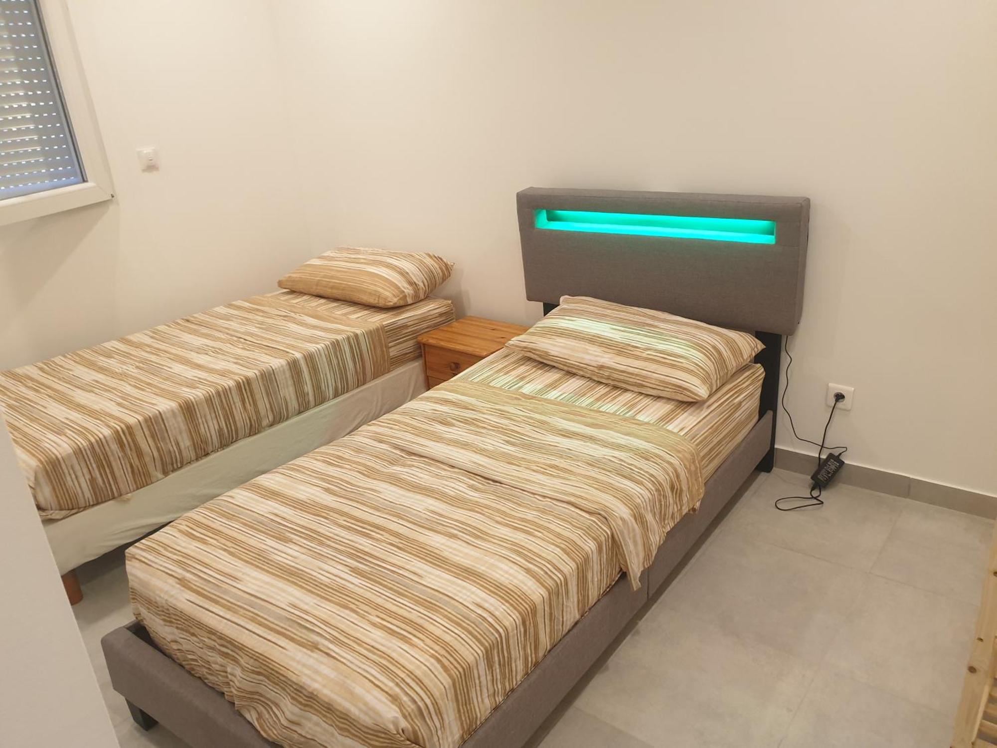 Appartements Renove 2023 Proche Aeroport 5Min, Gare Sncf 2 Min, Tramway Au Pied De L'Immeuble , Parking Possible, Renovated Apartments 2023 Near The Airport 5 Min, Train Station 2 Min, Tram Next To The Building 1 Min, Parking Possible Nizza Camera foto
